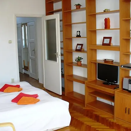 Castle Area Апартаменты